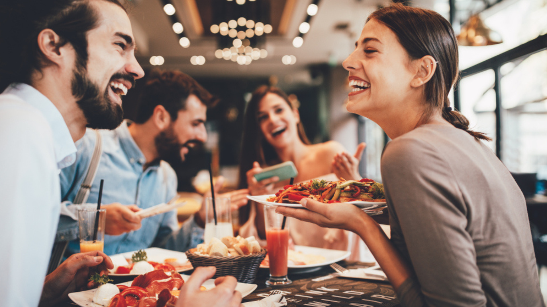 Quel est le poids des réseaux d’enseignes de restauration et d’hébergement en France ?