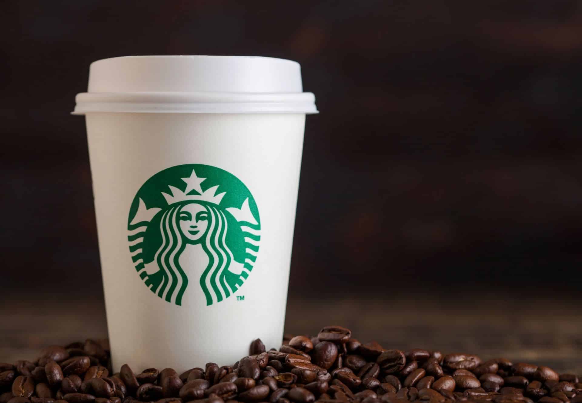 Que faut-il retenir de la nomination de Brian Niccol, le nouveau PDG de Starbucks ?