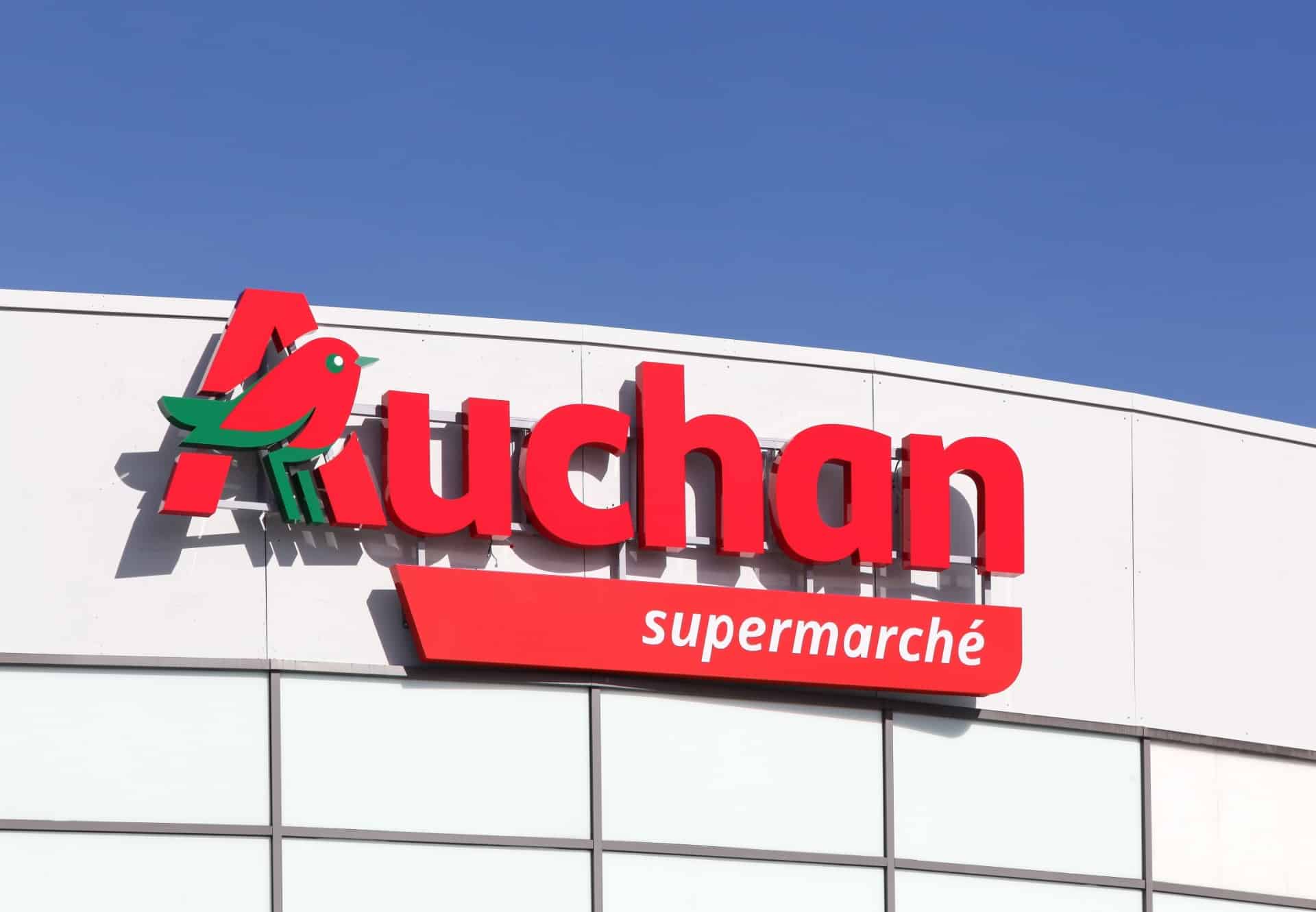 Auchan prévoit de supprimer 2 389 postes en France