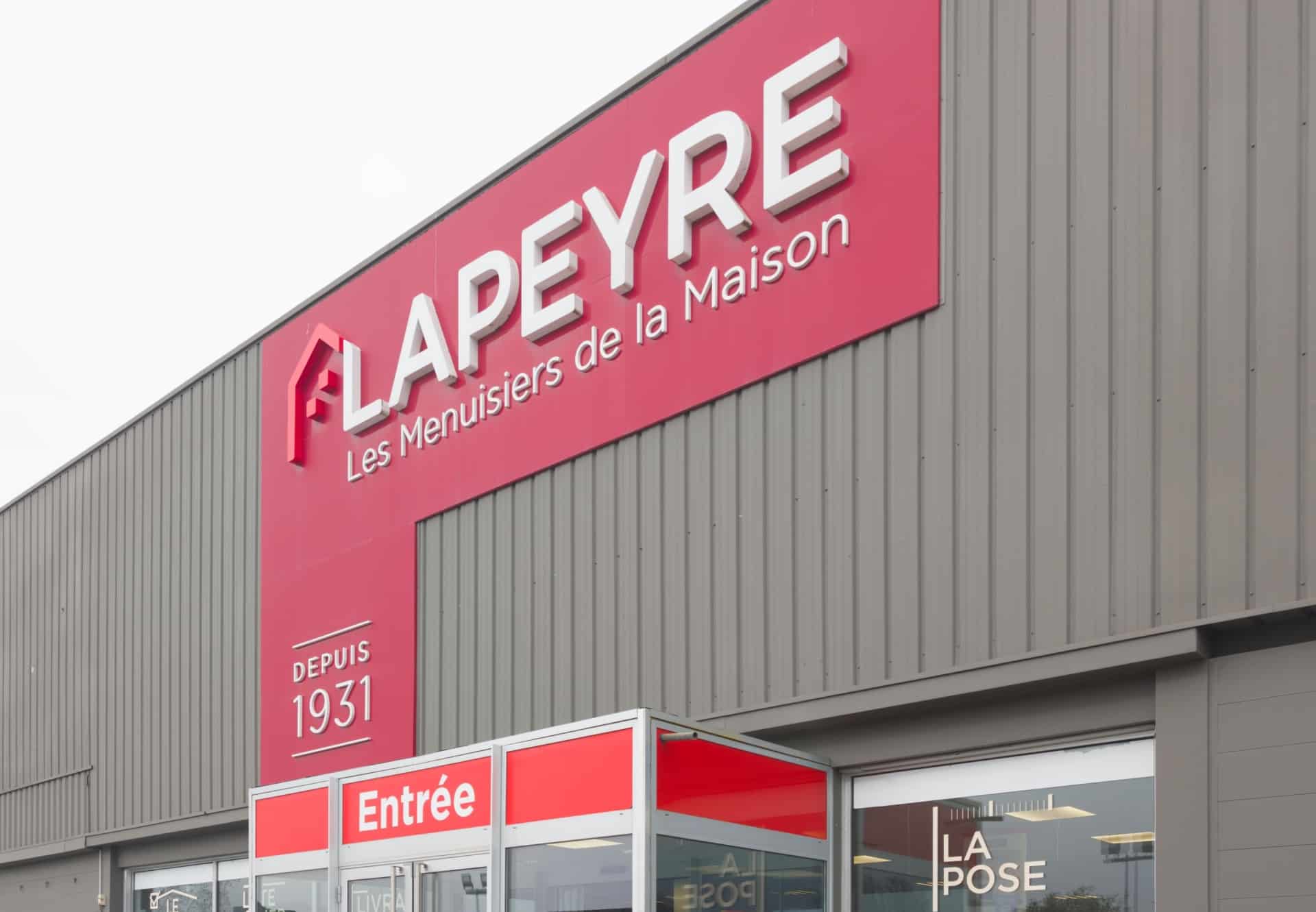Lapeyre se lance en franchise